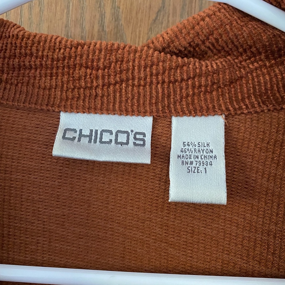 Chicos button up - Picture 2 of 7